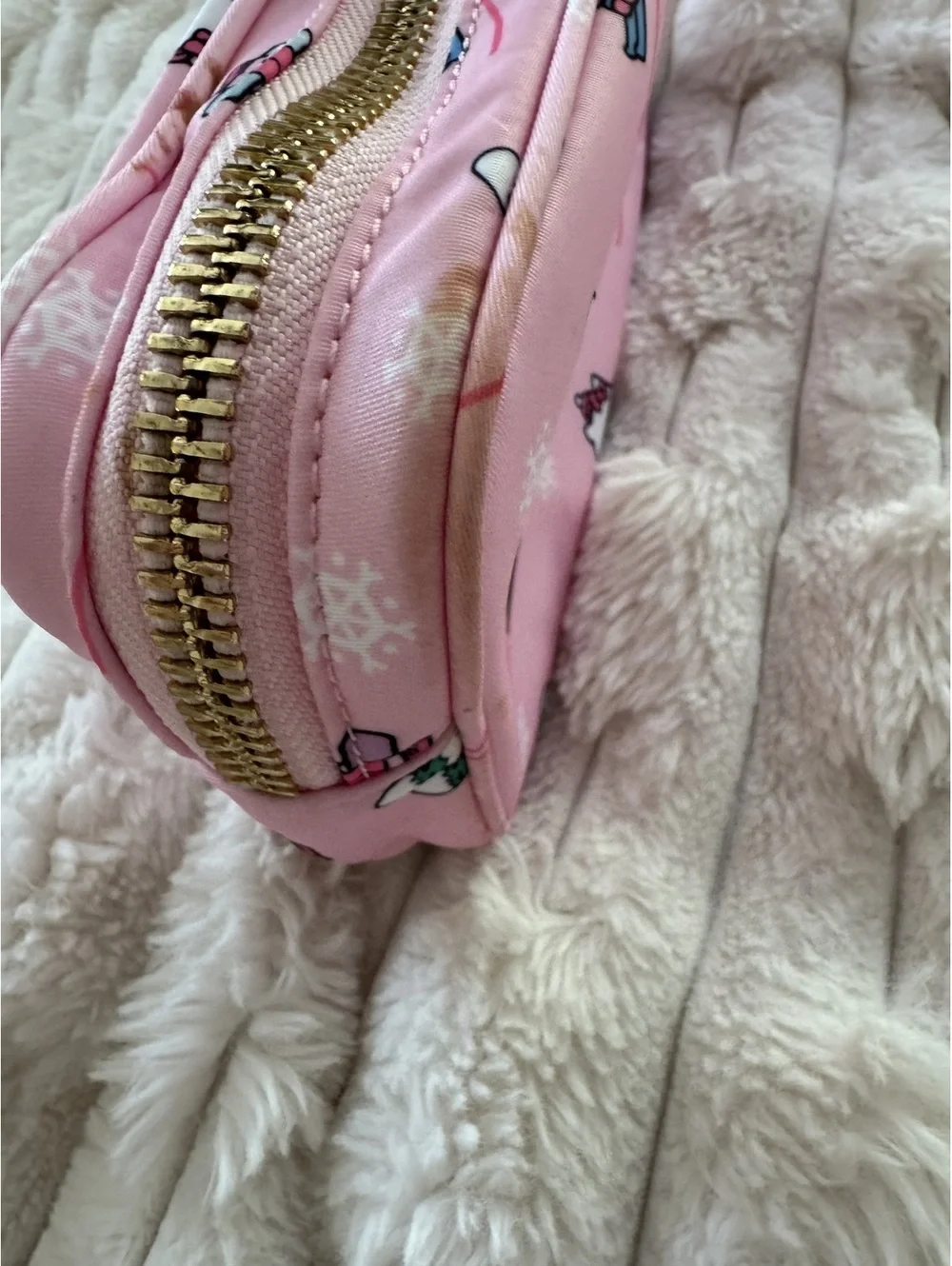 Stoney Clover Lane X Hello Kitty small skiing pouch